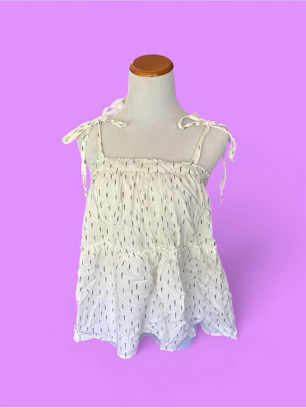 universal thread tank top